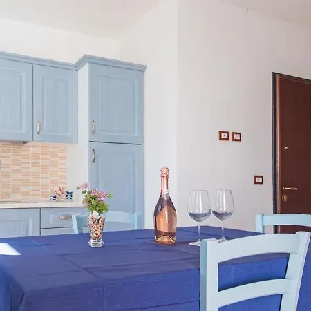 Дом отдыха Sleeps 13